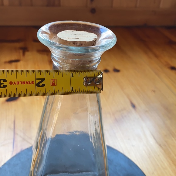 Clear Glass Vase with Cork Stopper - Picture 11 of 16